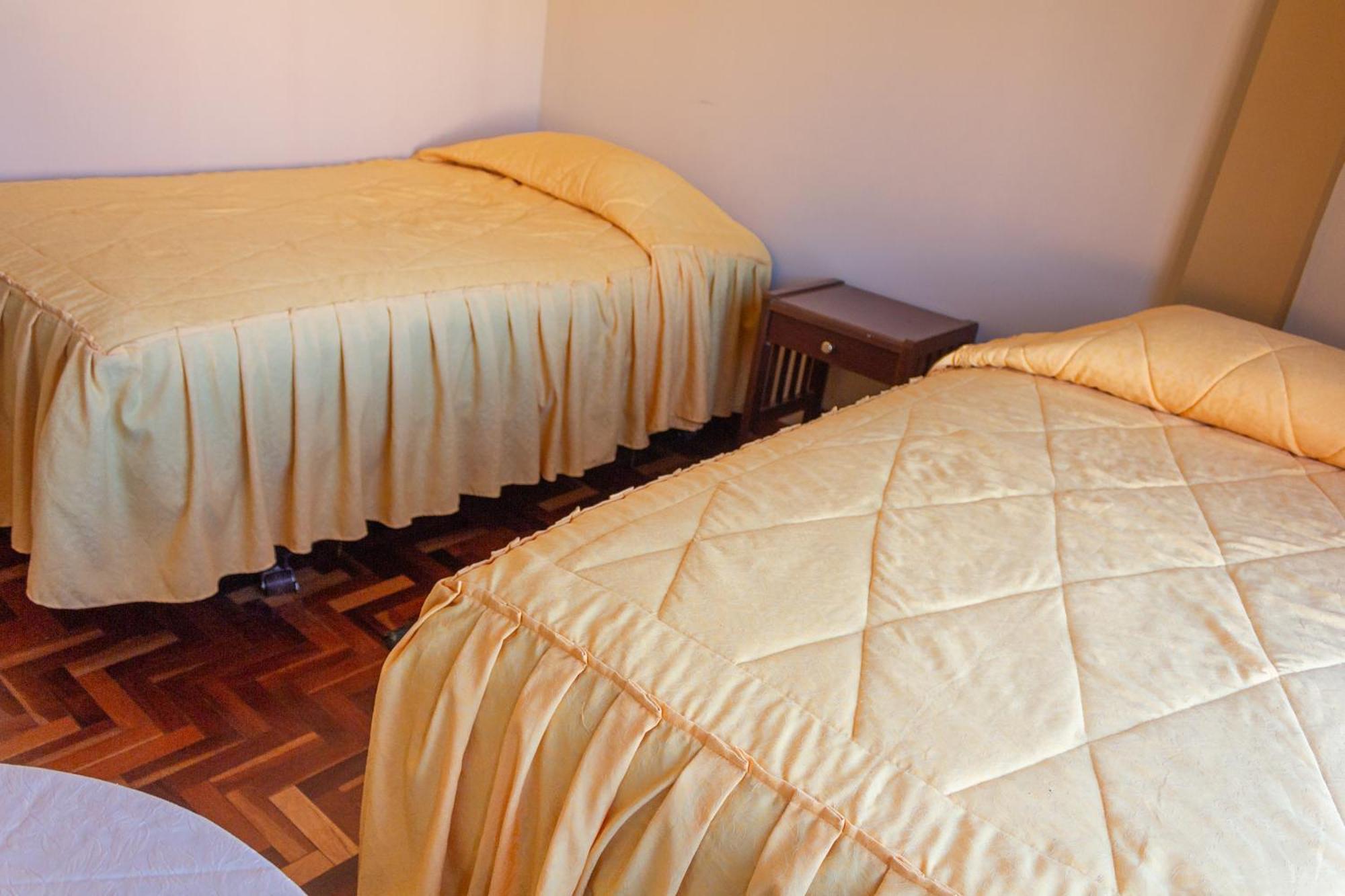Hostal Sonia Copacabana  Exterior photo