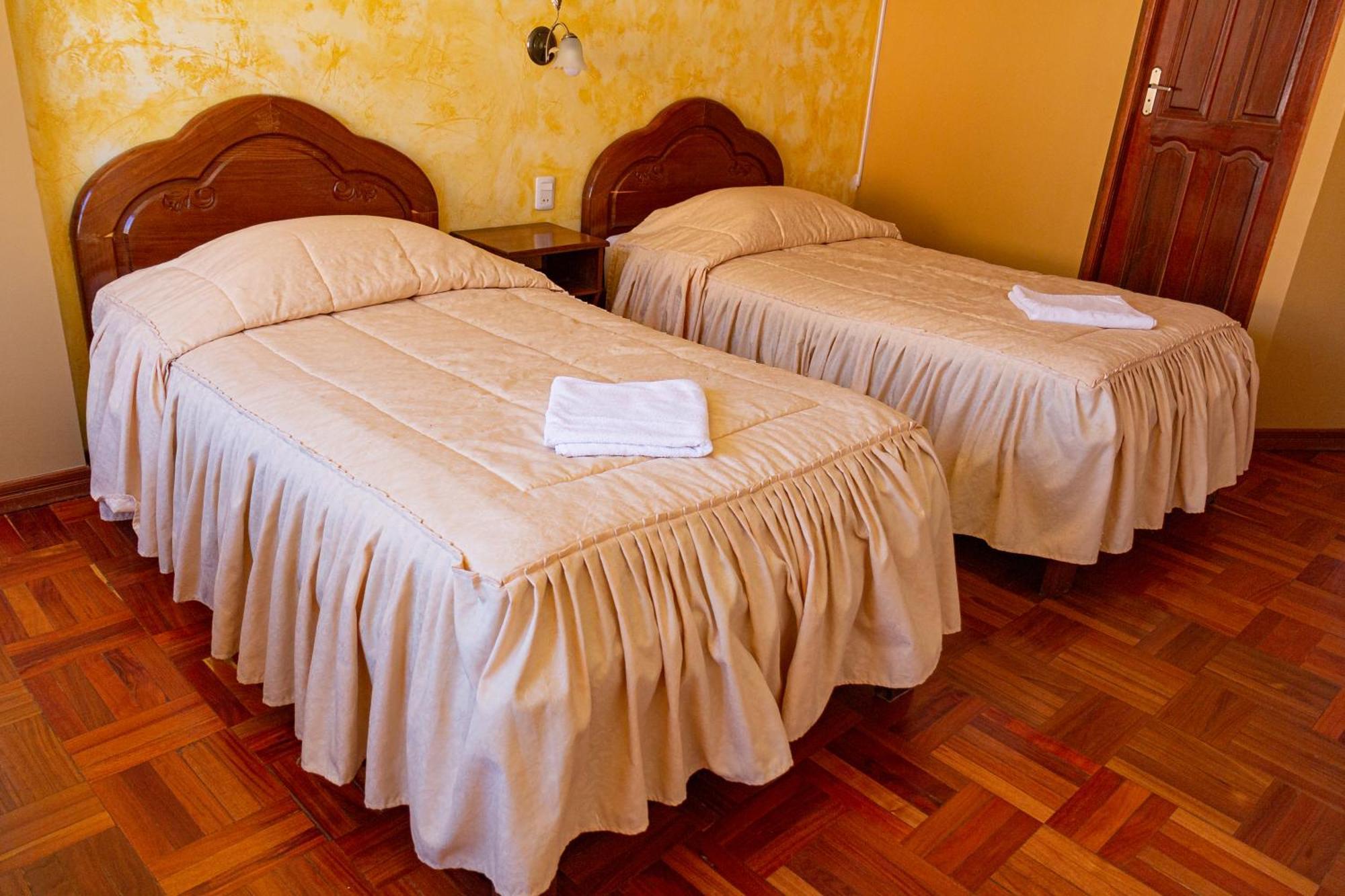 Hostal Sonia Copacabana  Exterior photo